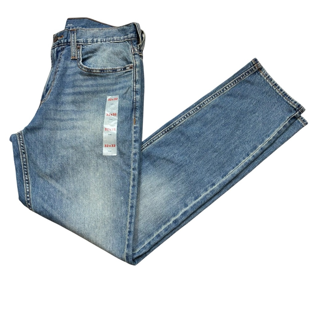 Men’s Brand new without Tags Old Navy Slim Built in Flex Jeans Size 34”x32”